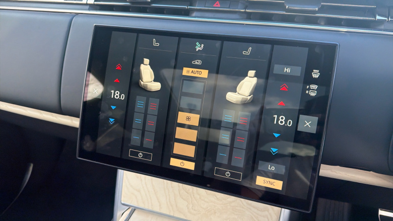 Land Rover Range Rover 4.4 P615 V8 SV 4dr Auto Petrol Estate